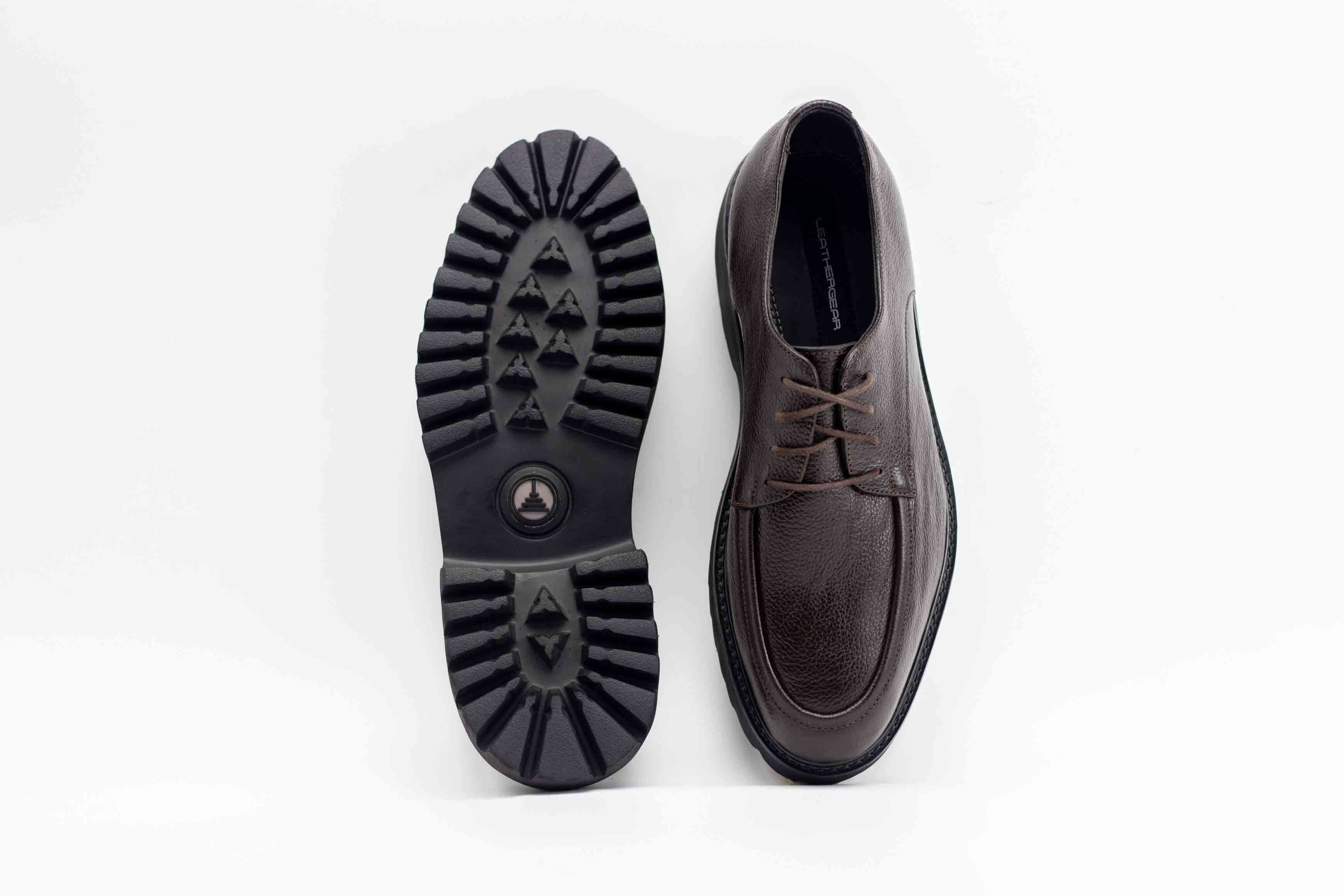 Apron Grained Derby · Brown