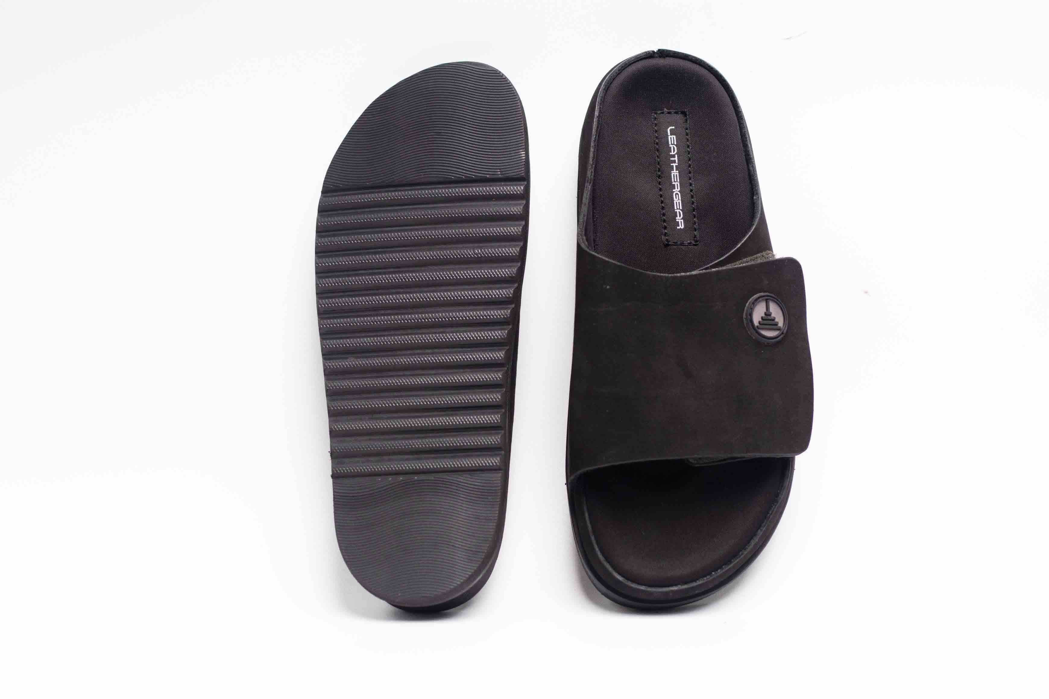 Crest Slide · Black